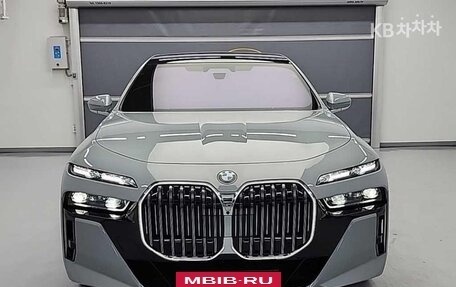 BMW 7 серия, 2024 год, 15 200 000 рублей, 2 фотография