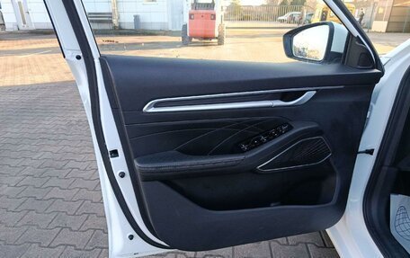 Geely Emgrand, 2023 год, 1 476 000 рублей, 9 фотография