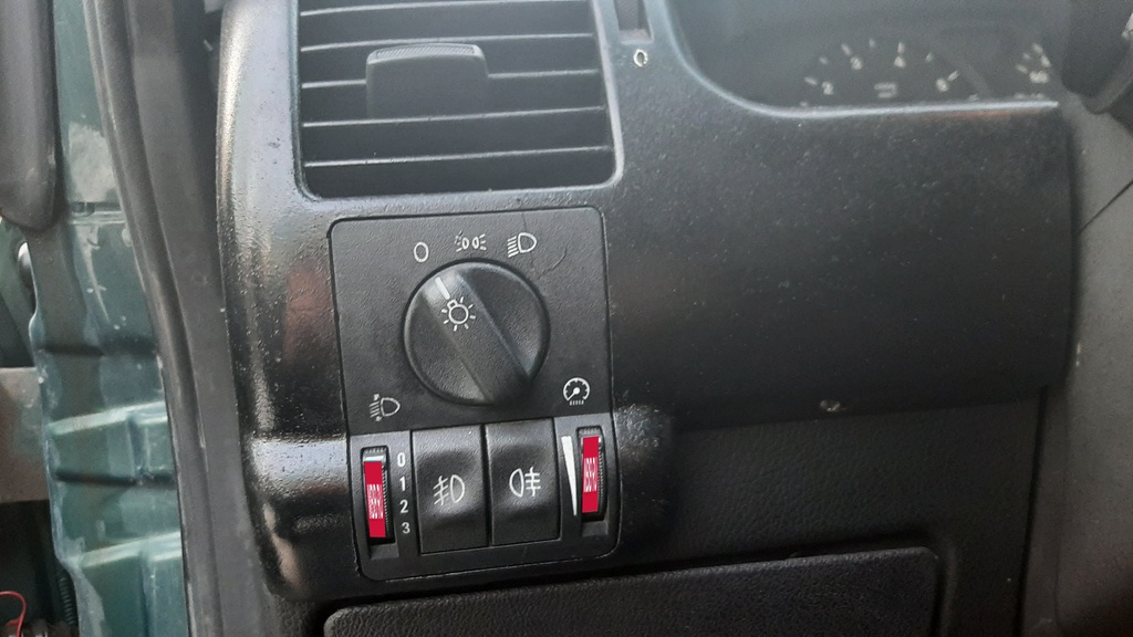 Opel Zafira A, 2001 год, 490 000 рублей, 3 фотография