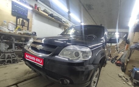 Chevrolet Niva I рестайлинг, 2015 год, 730 000 рублей, 1 фотография