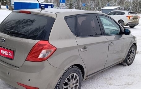 KIA cee'd I рестайлинг, 2011 год, 700 000 рублей, 1 фотография