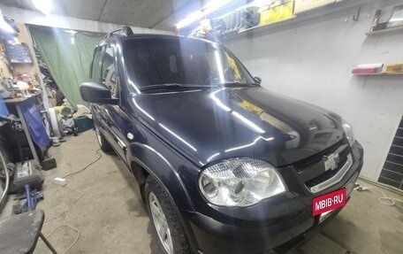 Chevrolet Niva I рестайлинг, 2015 год, 730 000 рублей, 2 фотография