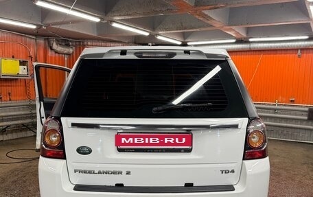 Land Rover Freelander II рестайлинг 2, 2014 год, 1 800 000 рублей, 2 фотография