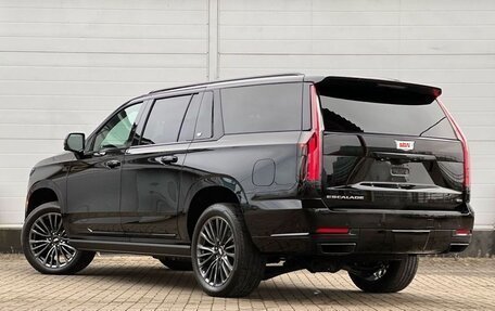 Cadillac Escalade V, 2025 год, 22 000 000 рублей, 6 фотография