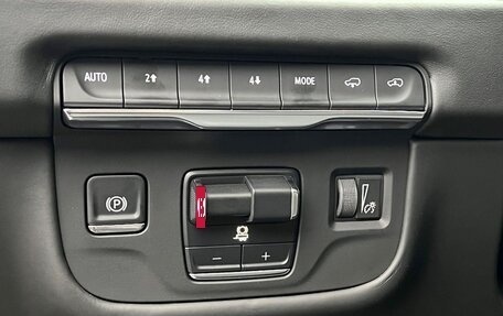 Cadillac Escalade V, 2025 год, 22 000 000 рублей, 38 фотография