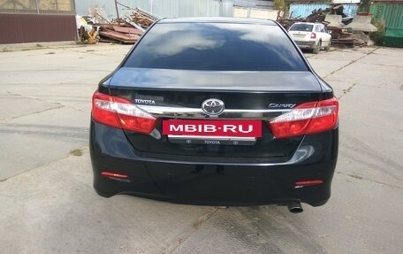 Toyota Camry, 2014 год, 1 800 000 рублей, 4 фотография