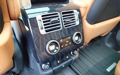 Land Rover Range Rover IV рестайлинг, 2021 год, 10 849 900 рублей, 18 фотография