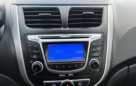 Hyundai Solaris II рестайлинг, 2013 год, 790 000 рублей, 15 фотография