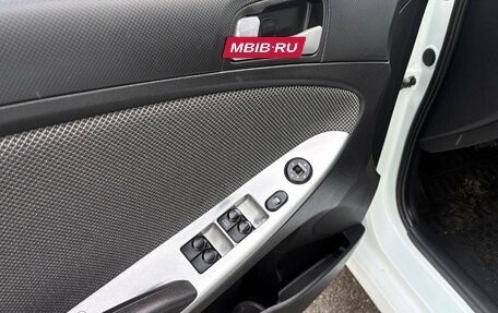 Hyundai Solaris II рестайлинг, 2013 год, 790 000 рублей, 19 фотография