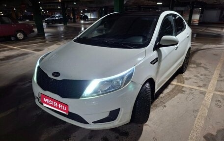 KIA Rio III рестайлинг, 2013 год, 699 999 рублей, 2 фотография