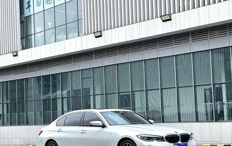BMW 3 серия, 2021 год, 2 790 000 рублей, 3 фотография