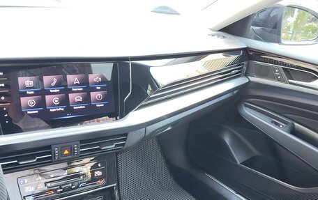 Volkswagen Passat B8 рестайлинг, 2024 год, 4 000 000 рублей, 26 фотография