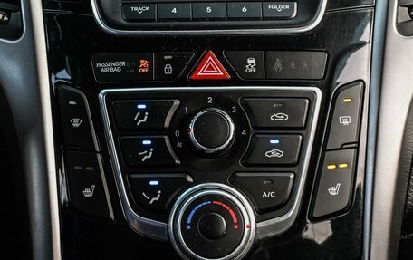 Hyundai i30 II рестайлинг, 2012 год, 859 000 рублей, 16 фотография