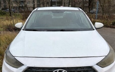 Hyundai Solaris II рестайлинг, 2017 год, 450 000 рублей, 1 фотография