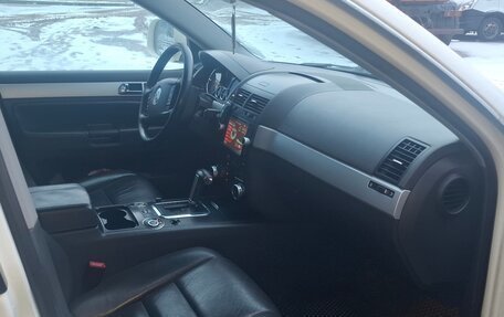 Volkswagen Touareg III, 2008 год, 900 000 рублей, 2 фотография