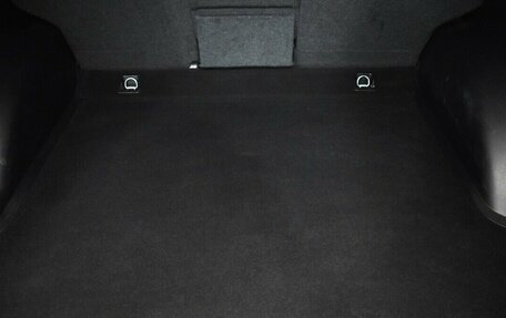 Toyota Land Cruiser Prado 150 рестайлинг 2, 2015 год, 3 650 000 рублей, 17 фотография