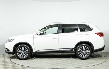 Mitsubishi Outlander III рестайлинг 3, 2018 год, 2 279 898 рублей, 8 фотография