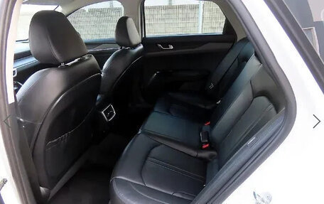 KIA K5, 2021 год, 2 240 000 рублей, 11 фотография