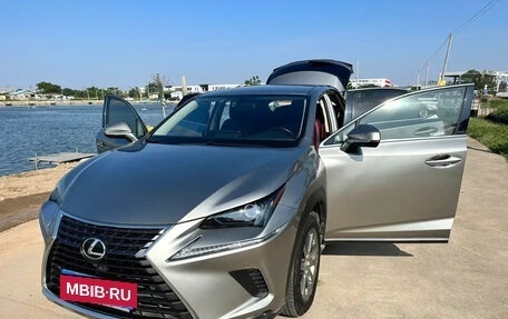 Lexus NX I, 2020 год, 3 180 000 рублей, 13 фотография