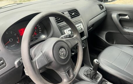 Volkswagen Polo VI (EU Market), 2011 год, 550 000 рублей, 10 фотография