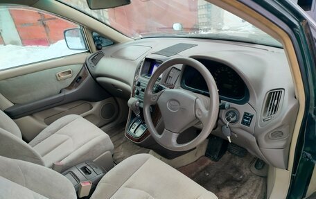 Toyota Harrier, 1998 год, 750 000 рублей, 11 фотография