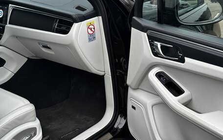 Porsche Macan I рестайлинг, 2021 год, 6 999 000 рублей, 18 фотография