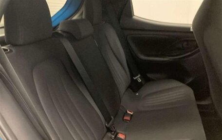 Toyota Yaris, 2021 год, 838 000 рублей, 8 фотография