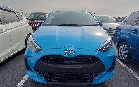 Toyota Yaris, 2021 год, 838 000 рублей, 16 фотография