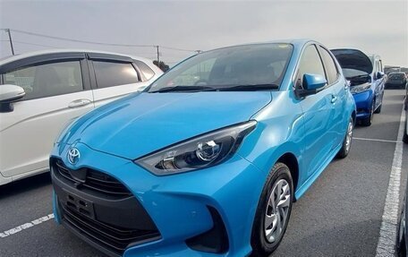 Toyota Yaris, 2021 год, 838 000 рублей, 17 фотография