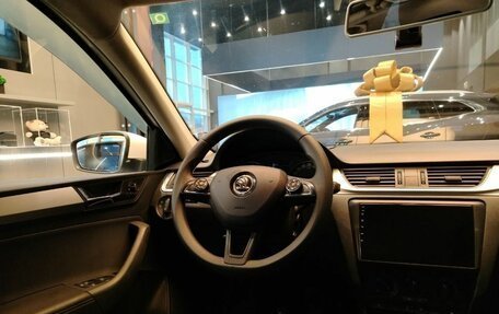 Skoda Rapid I, 2019 год, 1 099 000 рублей, 25 фотография