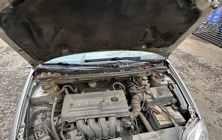 Toyota Corolla, 2004 год, 470 000 рублей, 8 фотография