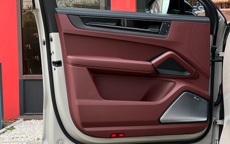 Porsche Cayenne III, 2025 год, 19 290 000 рублей, 9 фотография