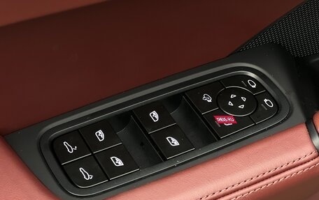 Porsche Cayenne III, 2025 год, 19 290 000 рублей, 10 фотография