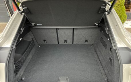 Porsche Cayenne III, 2025 год, 19 290 000 рублей, 39 фотография