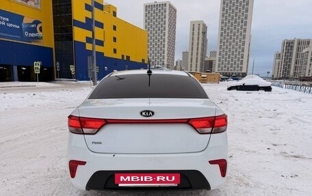 KIA Rio IV, 2019 год, 960 000 рублей, 3 фотография