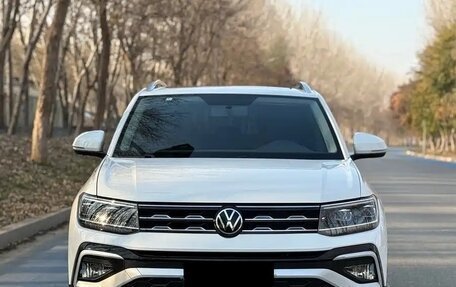 Volkswagen T-Cross I, 2021 год, 1 642 000 рублей, 2 фотография