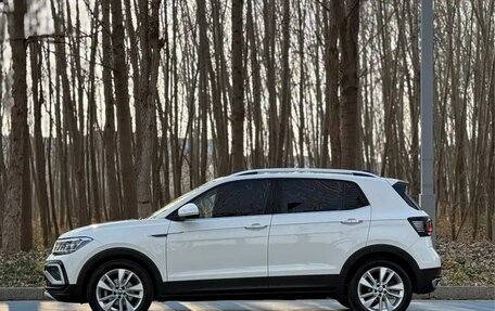 Volkswagen T-Cross I, 2021 год, 1 642 000 рублей, 9 фотография