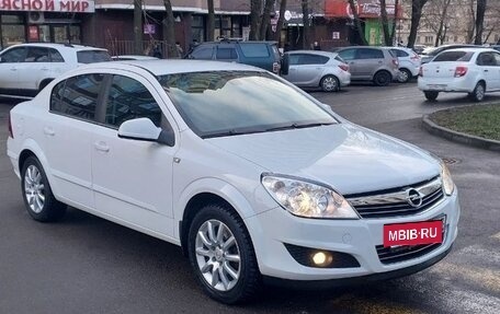 Opel Astra H, 2012 год, 980 000 рублей, 2 фотография
