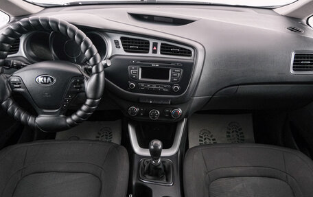 KIA cee'd III, 2014 год, 929 000 рублей, 10 фотография