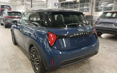 MINI Hatch, 2025 год, 5 800 000 рублей, 2 фотография