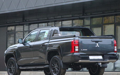 Mitsubishi Triton, 2025 год, 5 600 000 рублей, 4 фотография