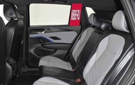 Volkswagen Tiguan, 2025 год, 5 422 000 рублей, 16 фотография