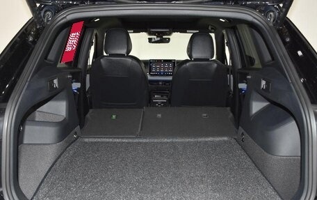 Volkswagen Tiguan, 2025 год, 5 422 000 рублей, 18 фотография