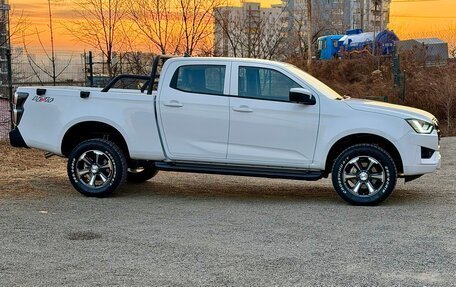 Isuzu D-Max, 2025 год, 3 999 999 рублей, 4 фотография