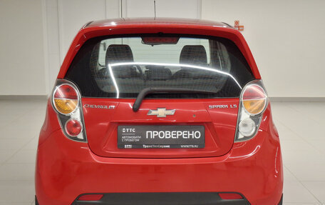 Chevrolet Spark III, 2011 год, 578 000 рублей, 10 фотография