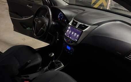 Hyundai Solaris II рестайлинг, 2012 год, 595 000 рублей, 11 фотография