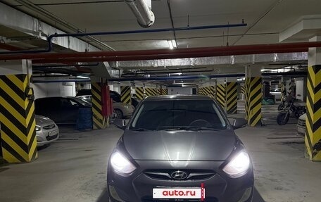 Hyundai Solaris II рестайлинг, 2012 год, 595 000 рублей, 3 фотография