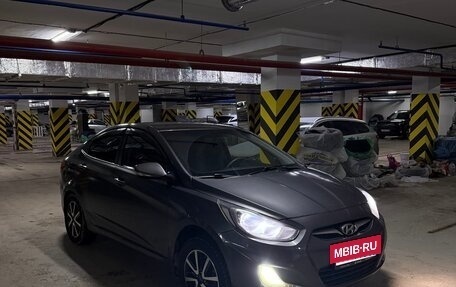 Hyundai Solaris II рестайлинг, 2012 год, 595 000 рублей, 2 фотография