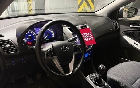 Hyundai Solaris II рестайлинг, 2012 год, 595 000 рублей, 9 фотография