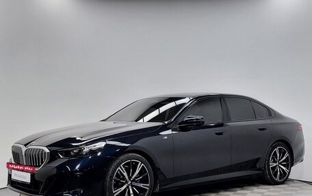 BMW 5 серия, 2025 год, 8 900 000 рублей, 8 фотография